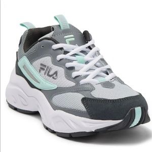 NIB Women’s Size 6 Fila Recollector Fashion Sneakers In Grey/White-Mint Color